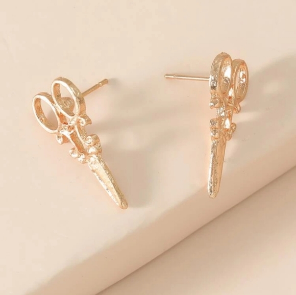 💎3/$20 Vintage Styled scissor Earrings - Picture 4 of 6